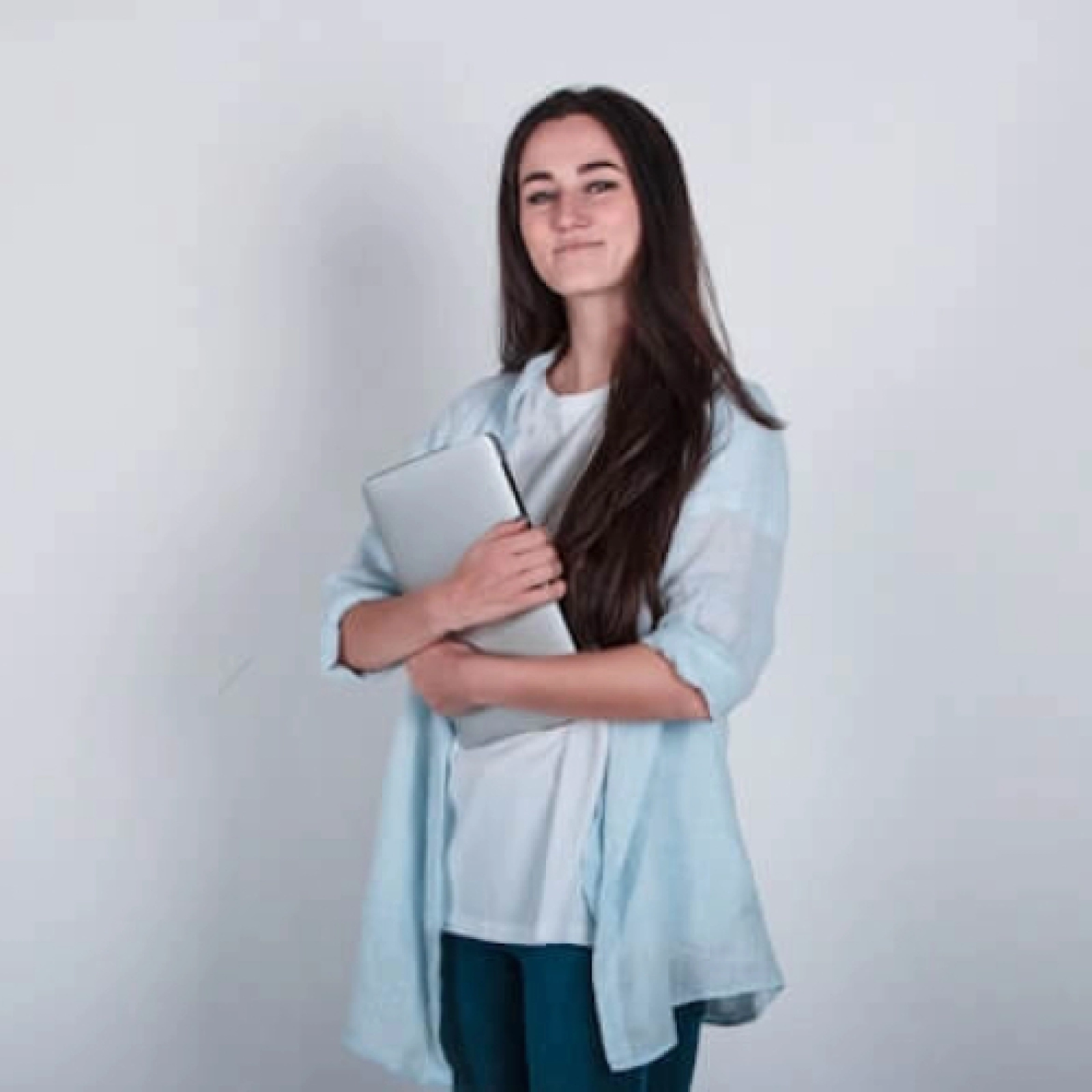 Internship sau job part-time? Ce alegi ca student (T)